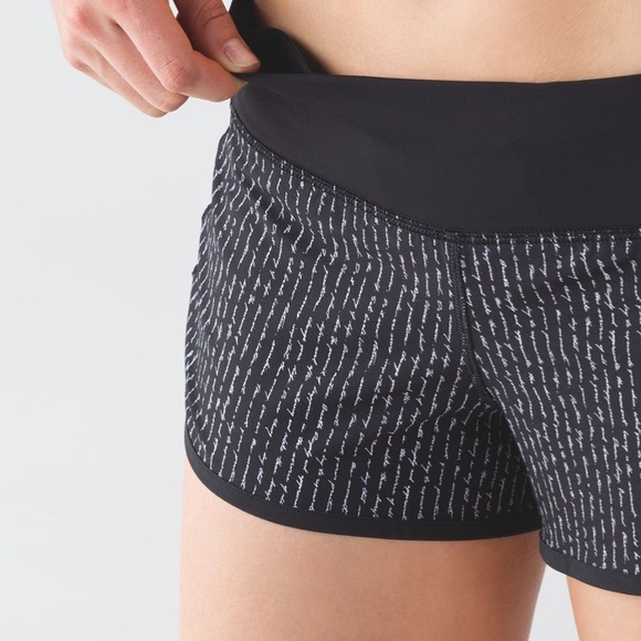 Lululemon Run Speed Short - Picture 2 of 9